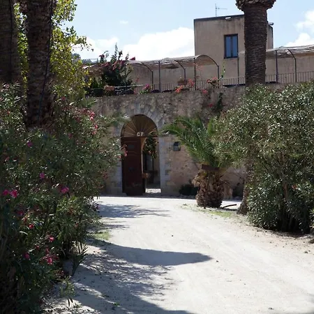 Baglio Fontana Aparthotel 4*